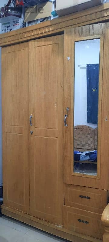 cupboard 5kd urgent sale