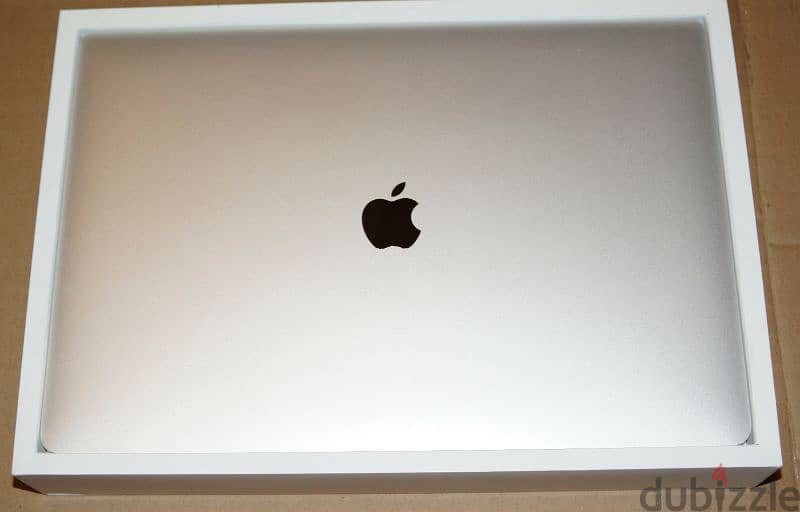 MBP, 16 inch, i9, 2.4, 32GB, 2TB, 8GB 3