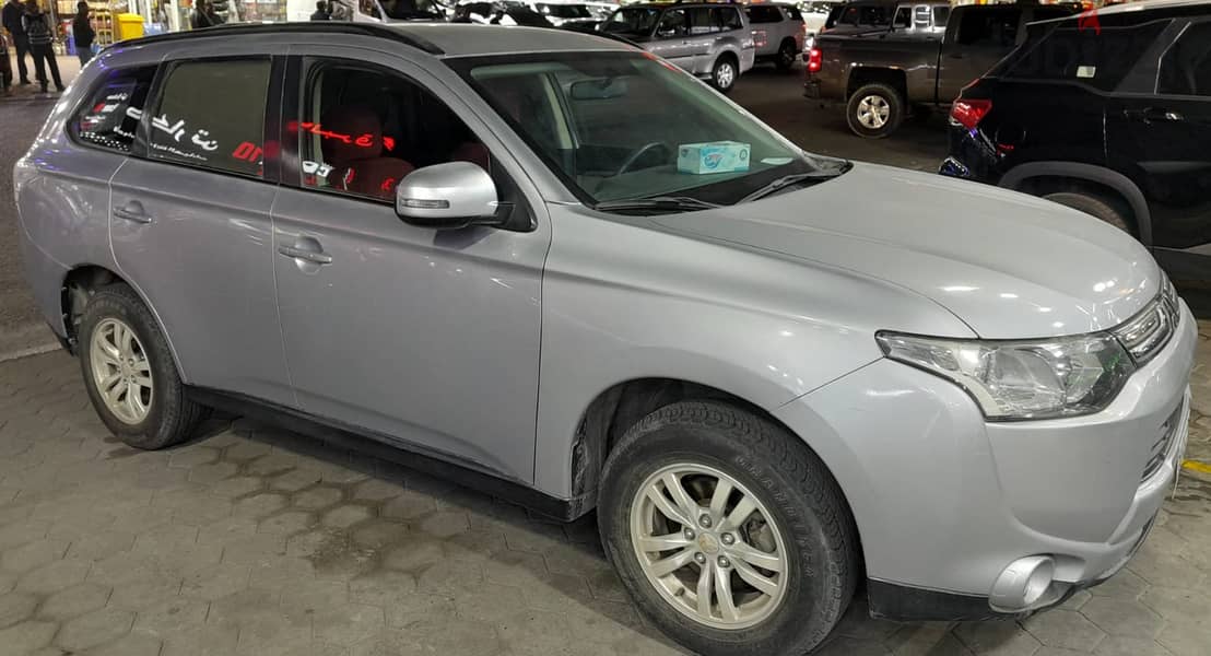 Mitsubishi Outlander 2014 1