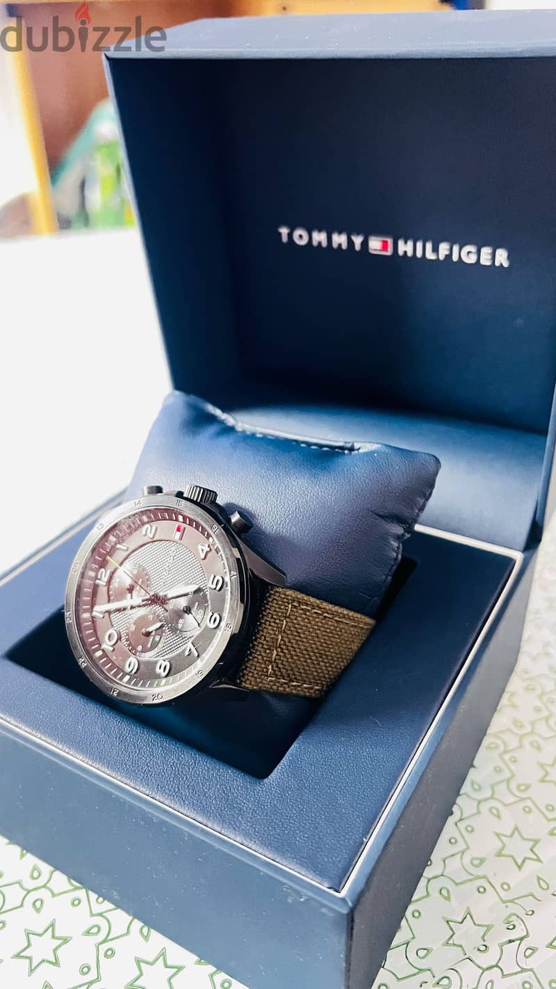 ساعة Tommy Hilfiger للبيع 1