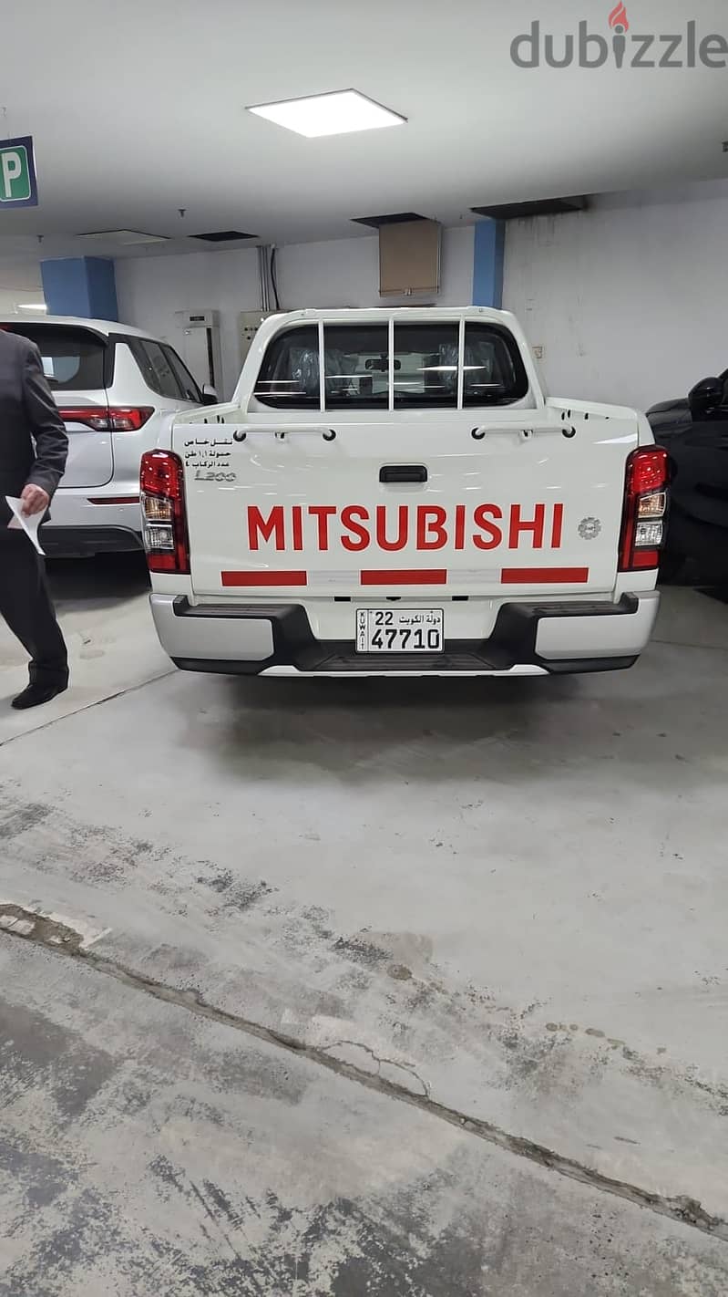 Mitsubishi L200 PICKUP 2023 6