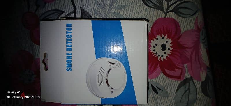 smoke detector 2 piece brand new in box with paper works 1