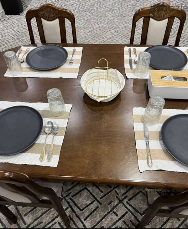 malaysian oak wood dining table 3