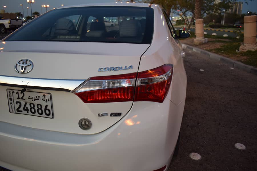 Toyota Corolla for Sale in Kuwait – 2014 Model | Excellent Condition! 6