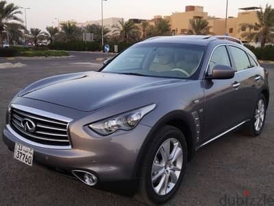 Infiniti QX70 2015