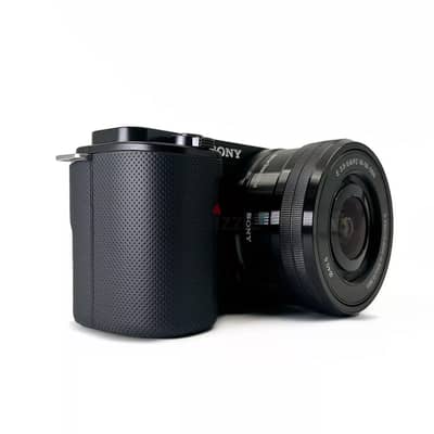 Whatssap +31 (687) 040‑507  Sony ZV-E10 Mirrorless Camera with 16-50mm