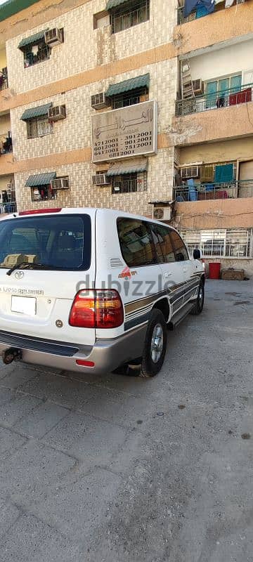 Toyota Land Cruiser 2002 4