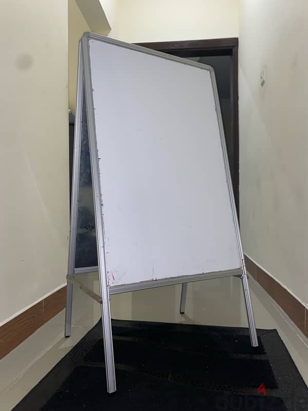 foldable whiteboard 1