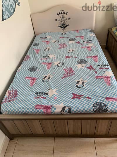 2 Beds with mattress immediate sale