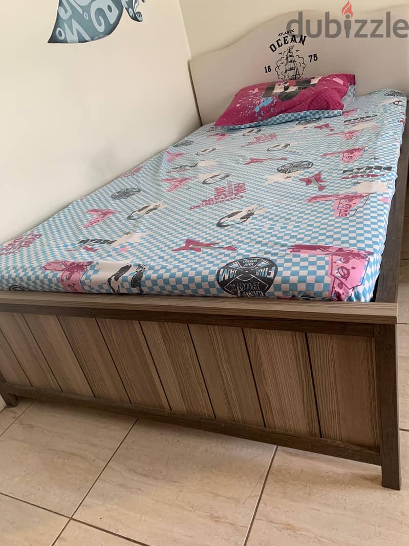 2 Beds with mattress immediate sale 1