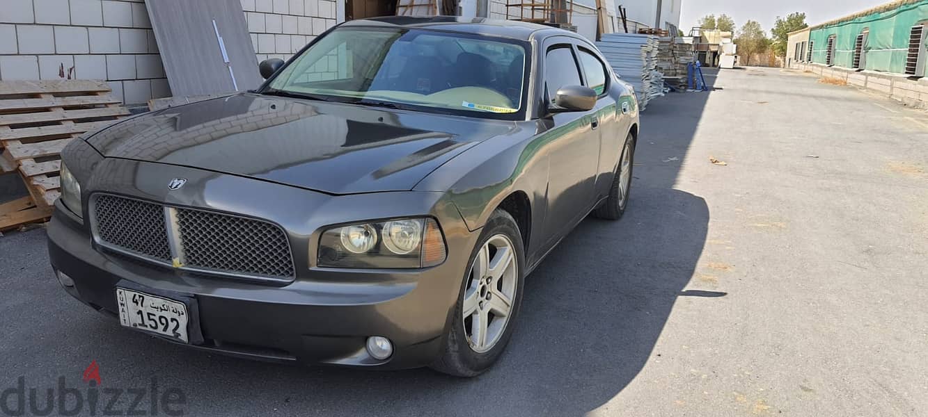 Dodge Charger 2010 v6 3