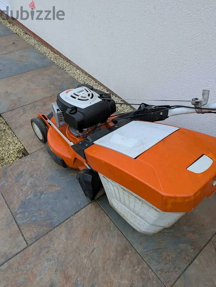 Stihl RM655 RS MOWER 4