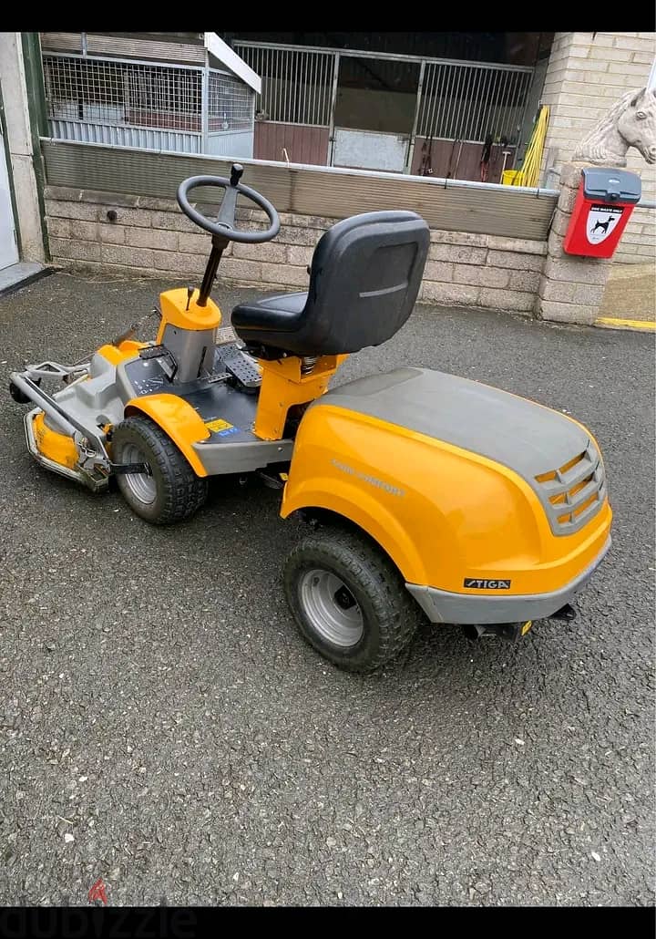 For sale STIGA PARK COMFORT 2WD OUT FRONT MOWER 3