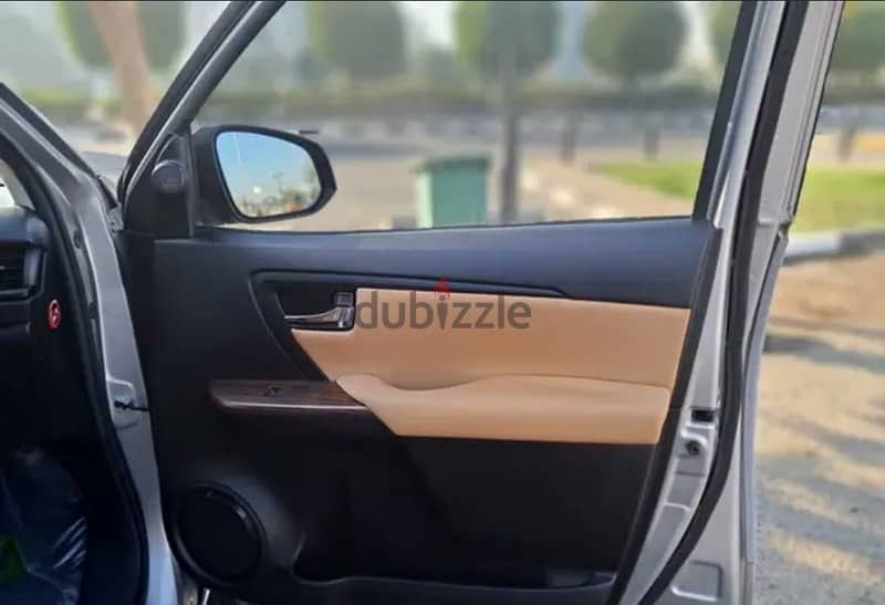 Toyota Fortuner 2019 9