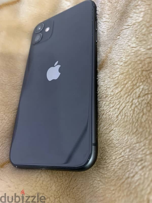 iPhone 11 . . 128gb battery 85% not open device not change anything 2