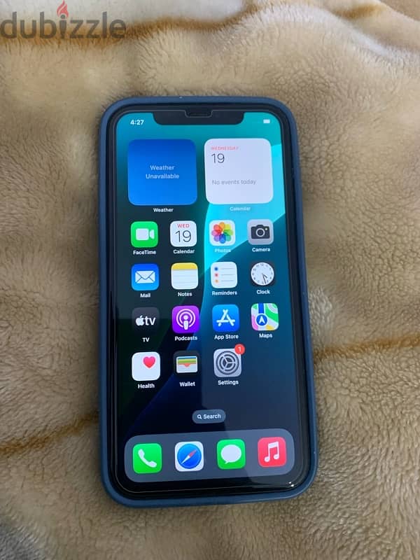 iPhone 11 . . 128gb battery 85% not open device not change anything 6