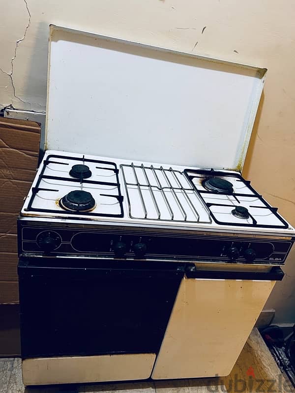 used stove and clothes dryer 1