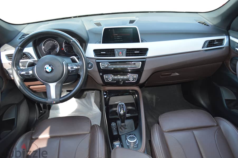 BMW X1 2019 SDrive20i 6