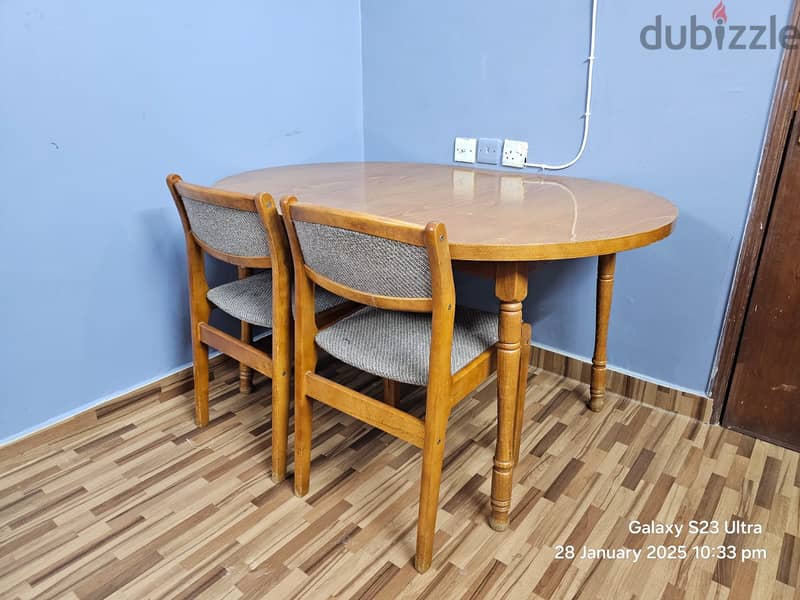 USED DINING TABLES FOR SALE 6