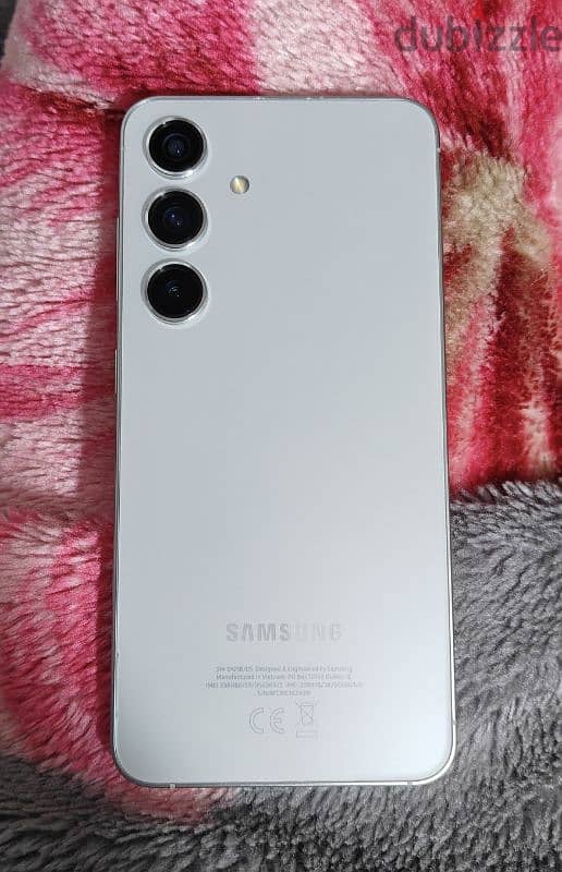 Samsung s24 7