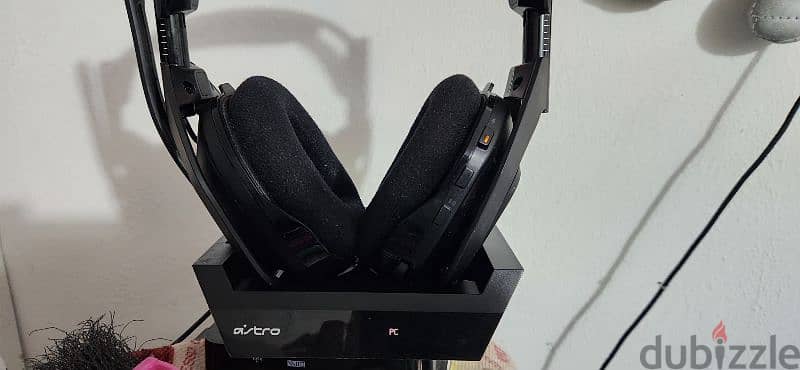 astro  a50 wireless gaming headset 0