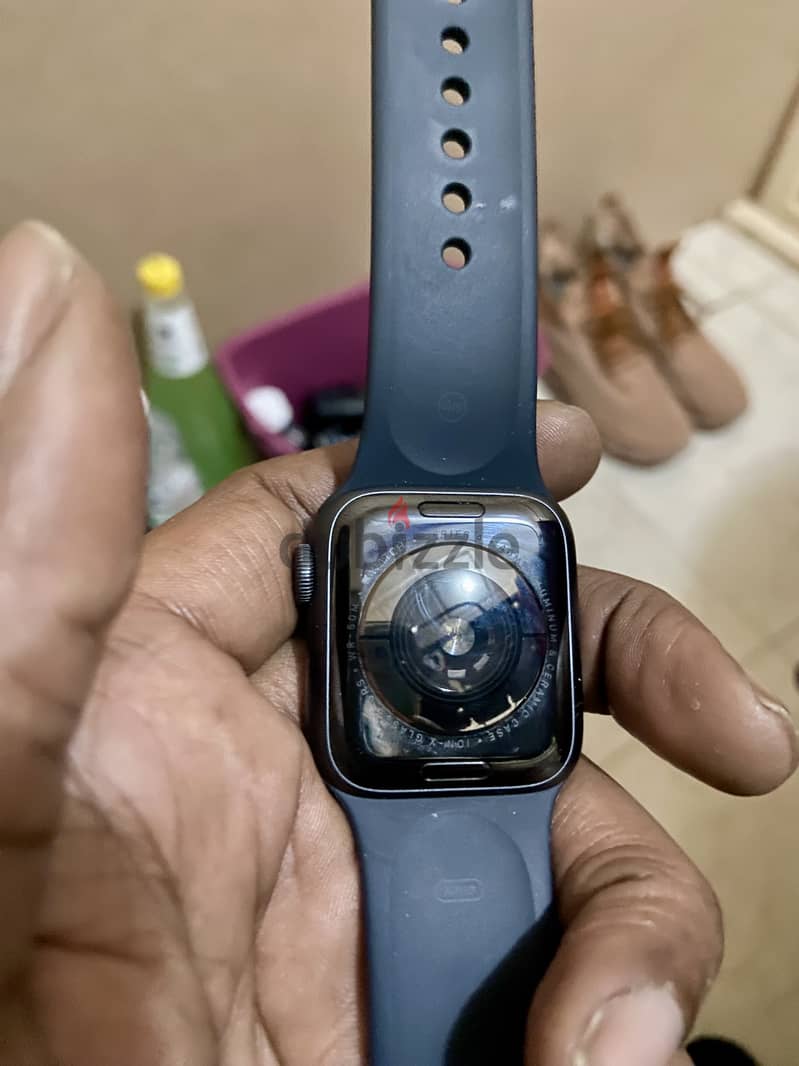 Apple Watch Series 4 GPS 40mm (Like New) 2