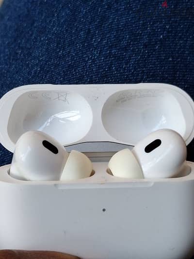 air pods pro generation 2 good condition my number 98893988