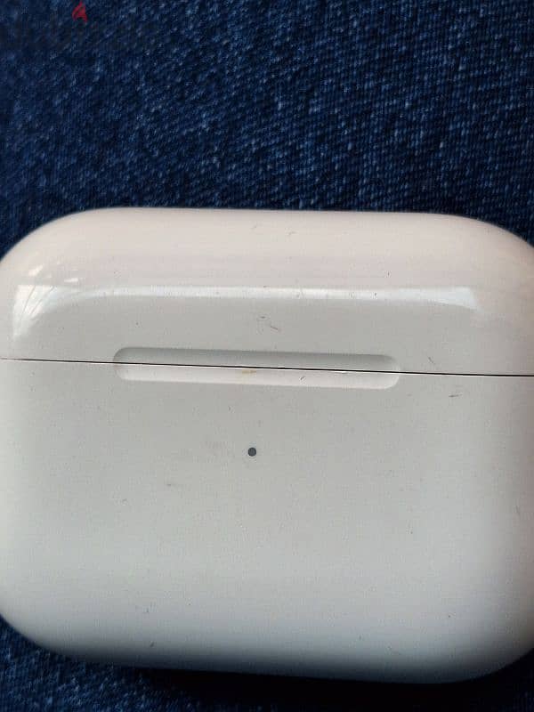 air pods pro generation 2 good condition my number 98893988 6