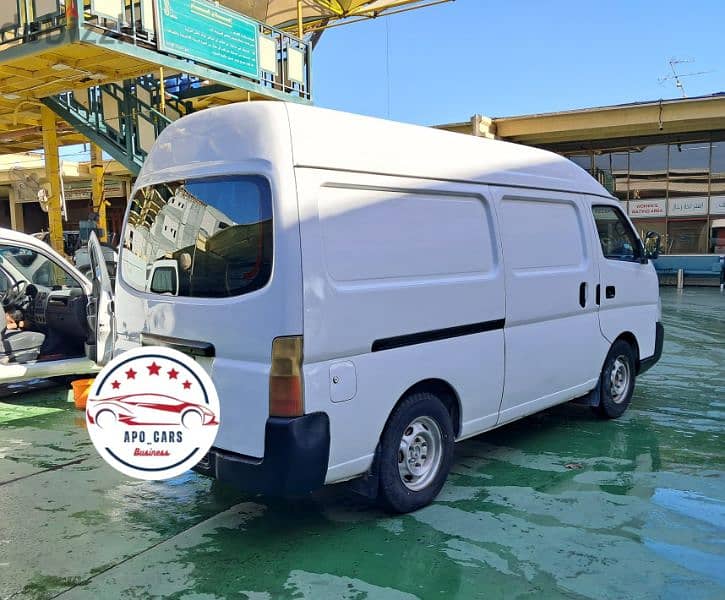 Nissan Urvan Hugh Roof 2006 3