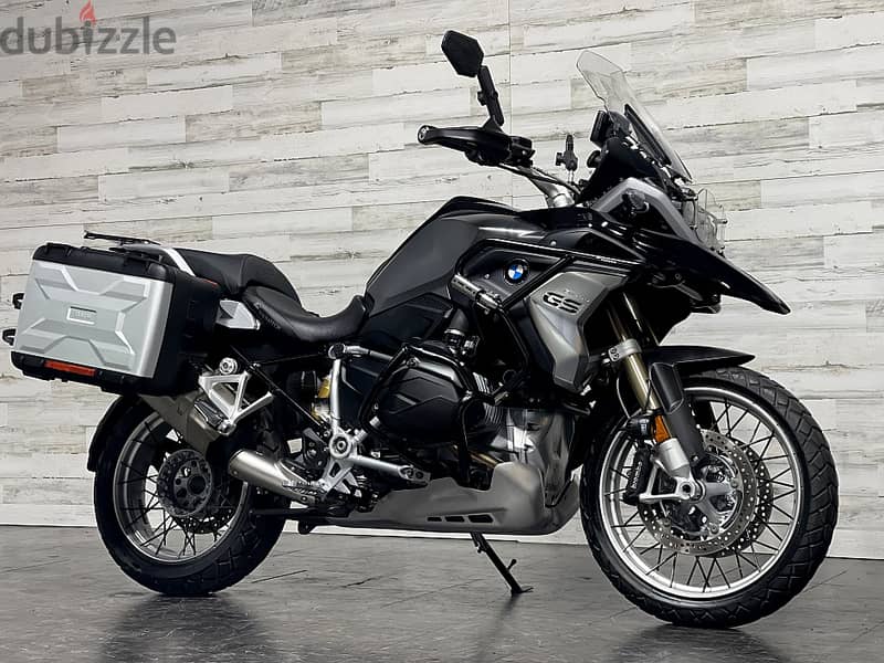 2017 BMW R1200GS  (+97466574363) 0