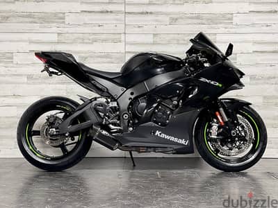 2021 Kawasaki ninja ZX-10R  (+97466574363)