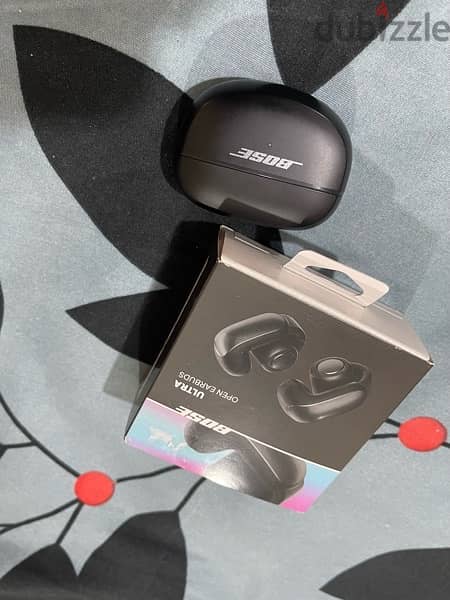 Bose Ultra Open Wireless Earbuds - Black 3