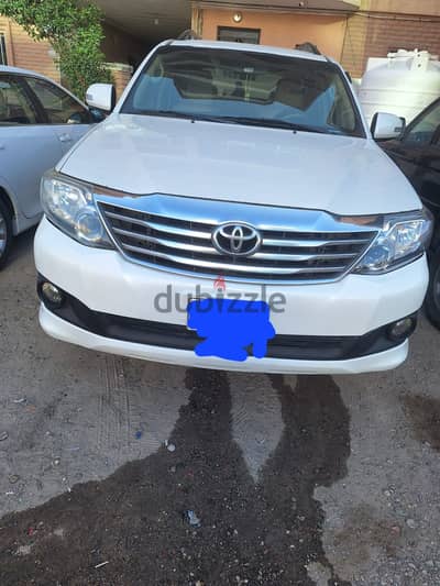 Toyota Fortuner 2014 SR5     phone 56631790