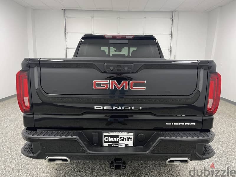 2024 GMC Sierra 1500 Denali Crew Cab 4WD 2