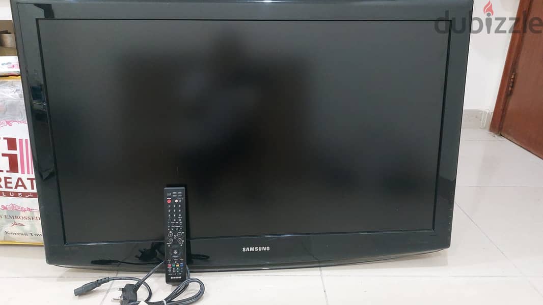 Samsung LCD tv 40 inches 0