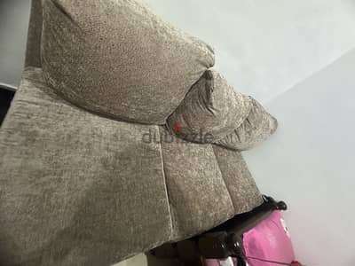 selling of Sofa