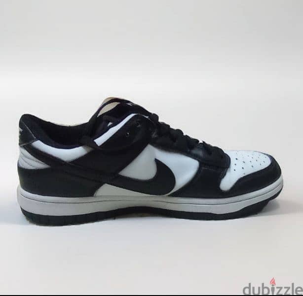 Nike low panda 3