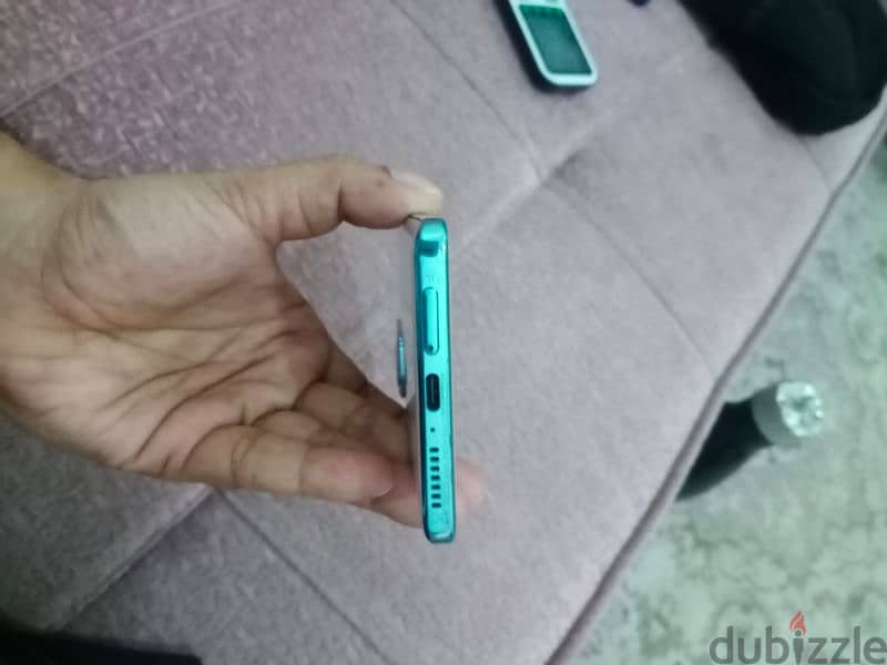 Moto Edge 20 Pro 5g 256 GB ONLY MOBILE 1