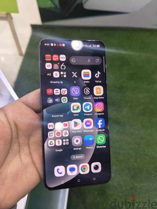 very good phone 5G used 3 months 1