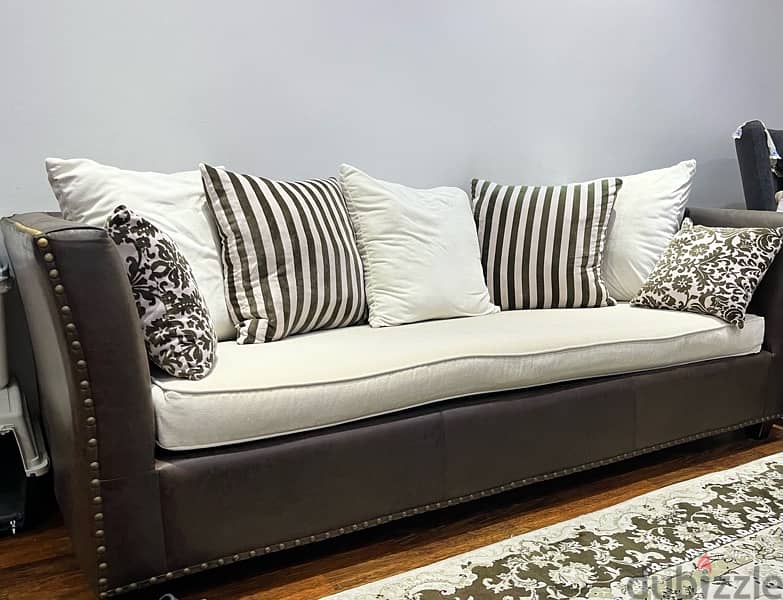 Sofa 3+2+2+1 seater كنب ٣+٢+٢+١ مقعد 2