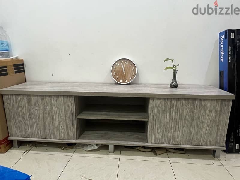 Grab these amazing furniture pieces at unbeatable prices! 2