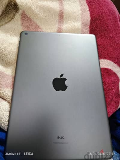 urgent sale iPad 9th like new warranty till 2025 Dec