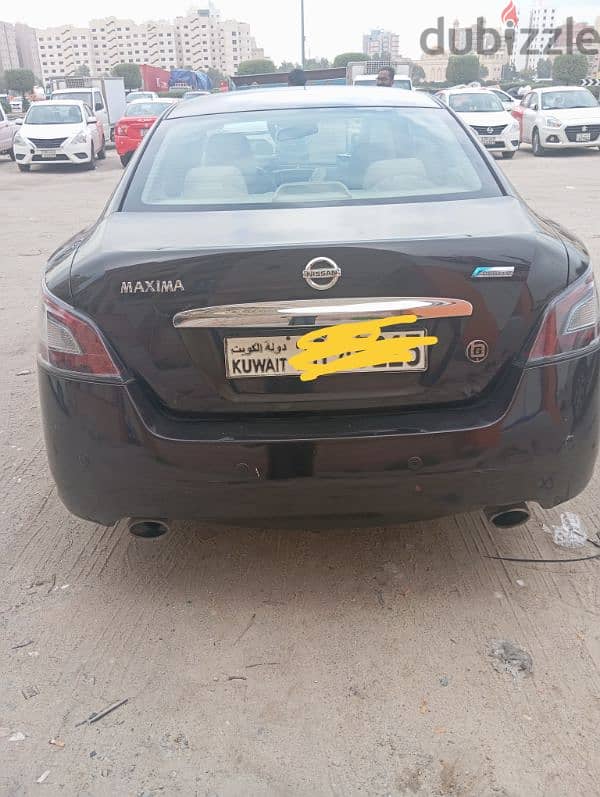 Nissan Maxima 2012 1