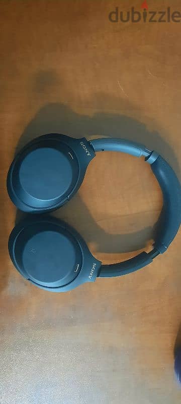 Sony WH-1000XM4 headphones