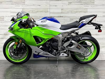 2024 Kawasaki ninja ZX-6R  (+97466574363)