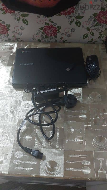 laptop for sale. WITH MOUSE,LAPTOP BAG, ADAPTER,CABLE. urgent sale 0