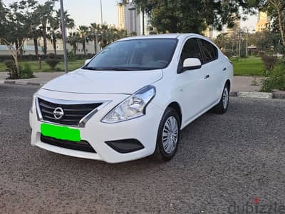 Nissan Sunny 2022