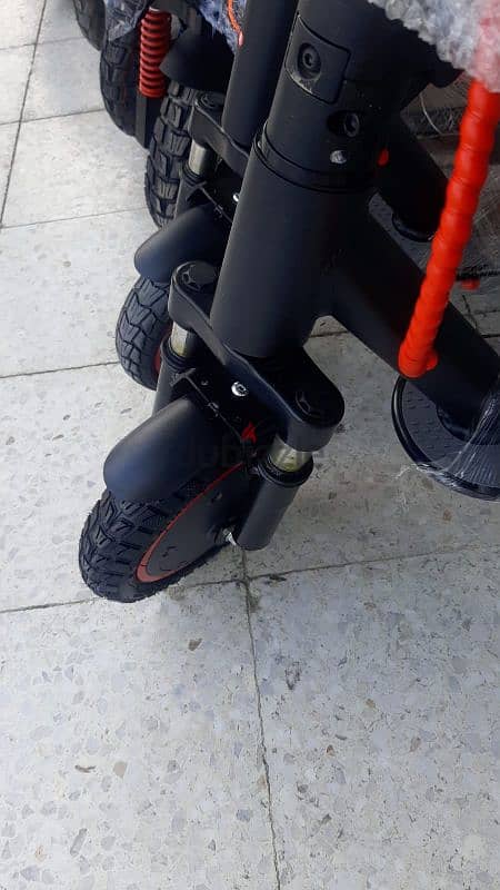 Kuwait's Best Electric Scooter - Long-Range, Foldable, and Portable 3