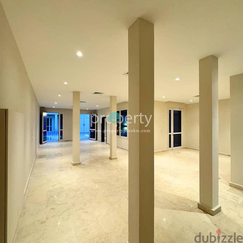 4 bedroom Complex Villa for rent in Abu Al Hasaniya 8