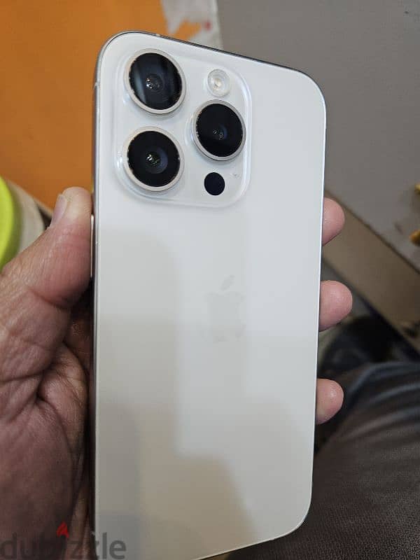 Iphon 15 pro 256gb white 0